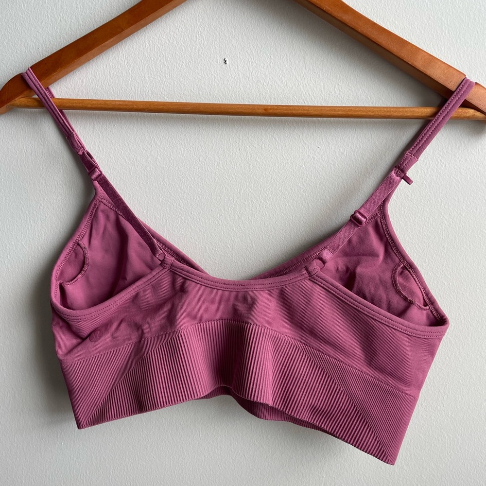 Lululemon Bra. Great Condition. - image 4